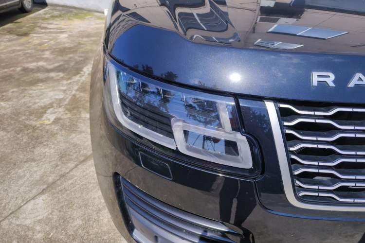 Used Land Rover Range 2020 3.0 L6 Long-Wheelbase Legacy Right Front Headlight