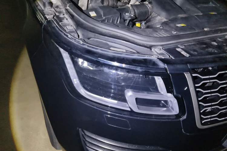 Used Land Rover Range 2020 3.0 L6 Legacy Edition Right Front Headlight