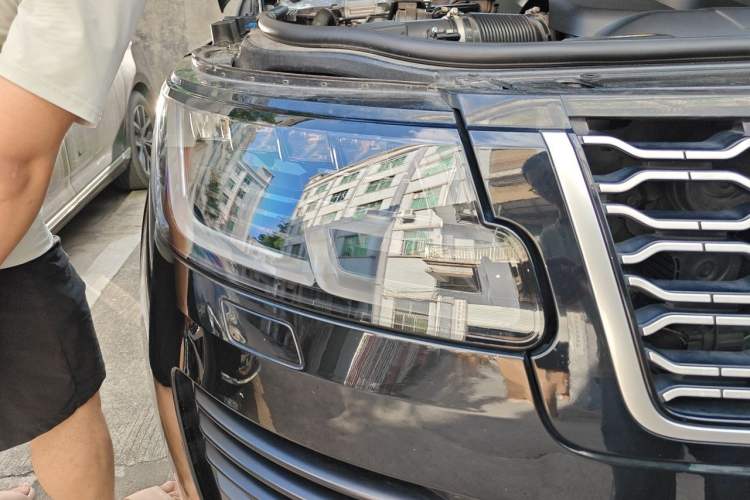 Used Land Rover Range 2020 3.0 L6 Long-Wheelbase Legacy Right Front Headlight