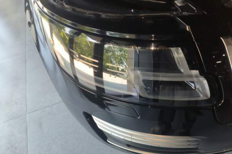 Used Land Rover Range 2020 3.0 L6 Long-Wheelbase Legacy Right Front Headlight