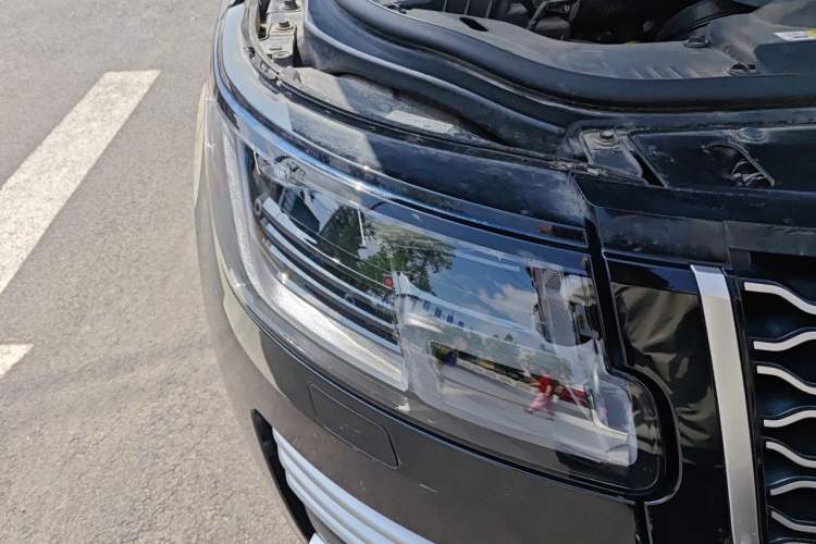 Used Land Rover Range 2020 3.0 L6 Legacy Edition Right Front Headlight