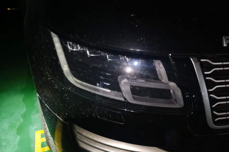 Used Land Rover Range 2020 3.0 L6 Long-Wheelbase Legacy Right Front Headlight