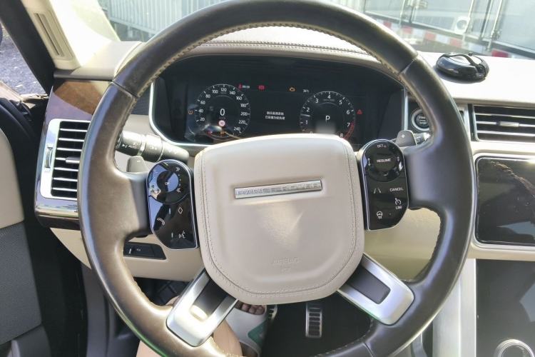Used Land Rover Range 2020 3.0 L6 Long-Wheelbase Legacy Steering Wheel