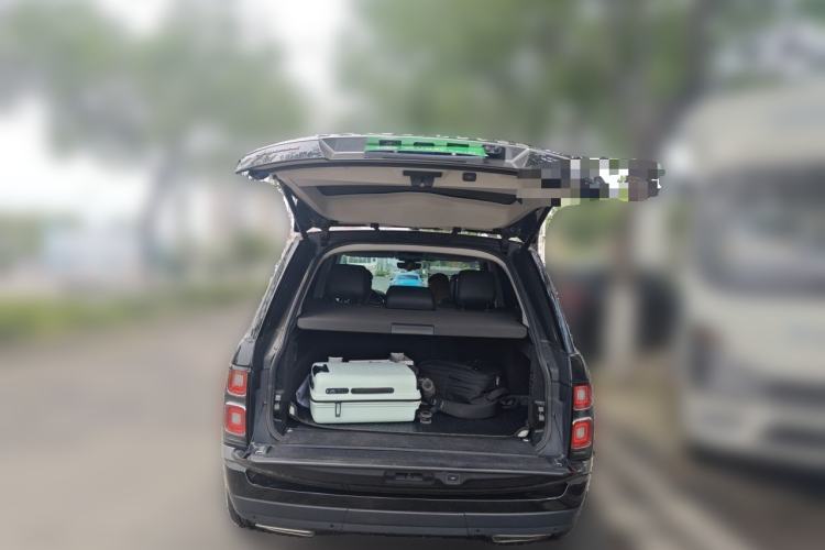 Used Land Rover Range 2020 3.0 L6 Legacy Edition Trunk