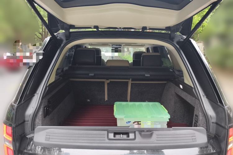 Used Land Rover Range 2020 3.0 L6 Long-Wheelbase Legacy Trunk