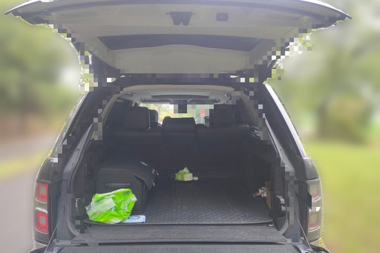 Used Land Rover Range 2020 3.0 L6 Long-Wheelbase Legacy Trunk