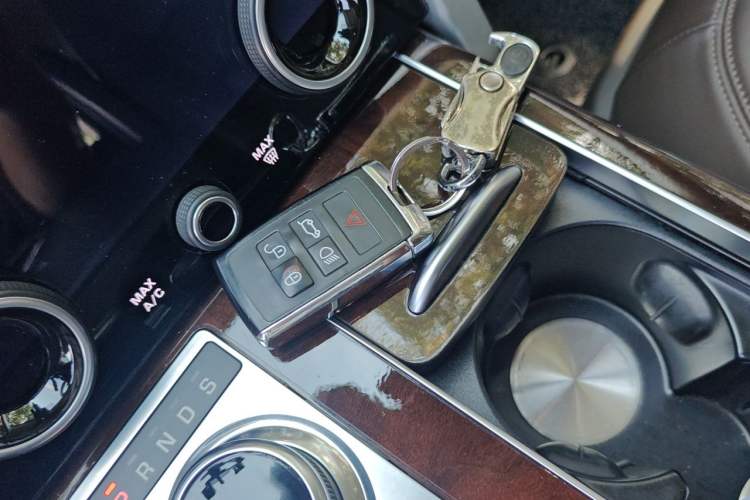 Used Land Rover Range  Vehicle Key