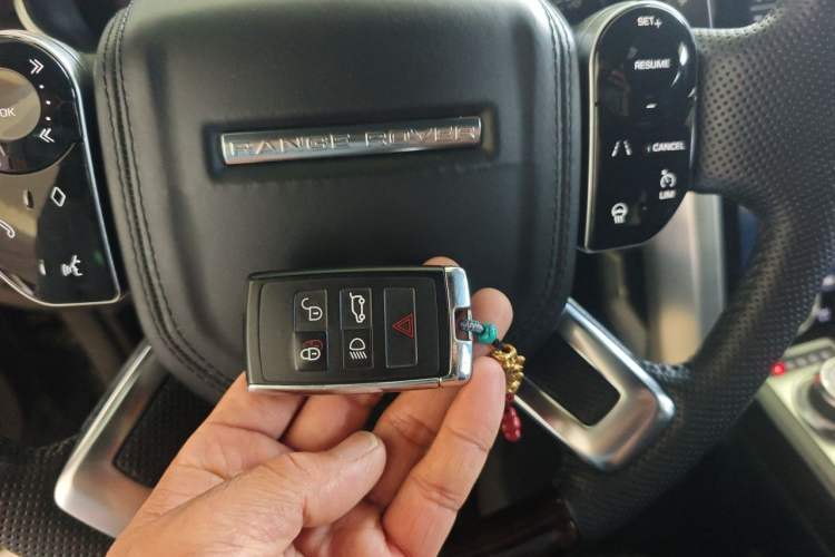 Used Land Rover Range  Vehicle Key