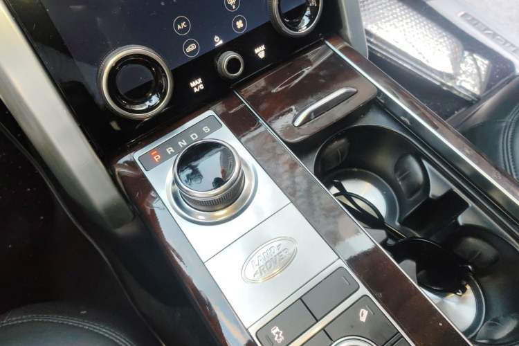 Used Land Rover Range 2020 3.0 L6 Long-Wheelbase Legacy Gear Lever