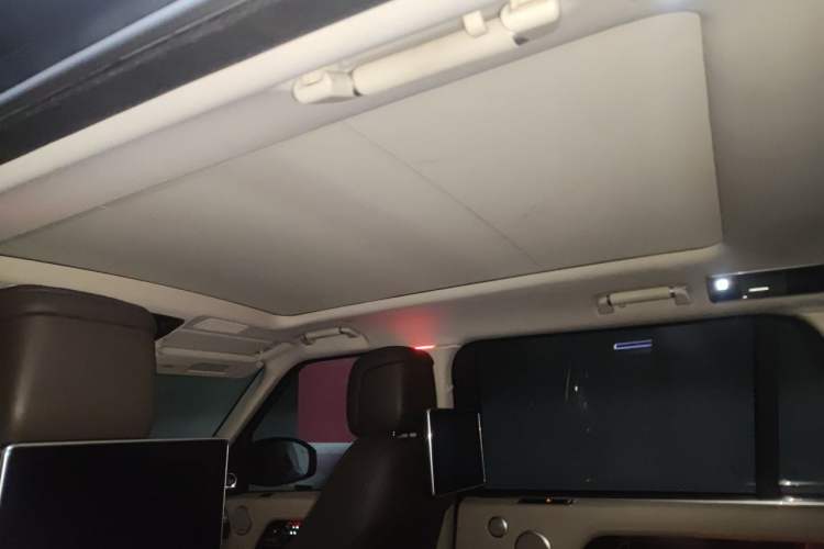 Used Land Rover Range 2020 3.0 L6 Long-Wheelbase Legacy Headliner