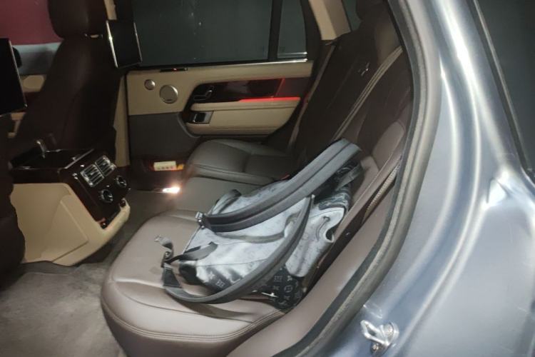 Used Land Rover Range 2020 3.0 L6 Long-Wheelbase Legacy Left Rear Seat