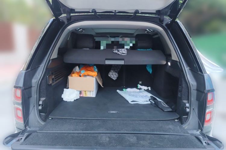 Used Land Rover Range 2020 3.0 L6 Long-Wheelbase Legacy Trunk