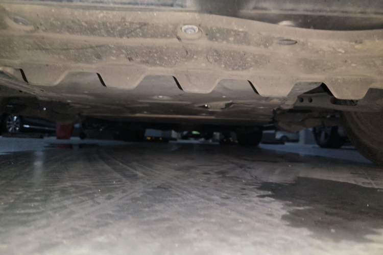 Used Land Rover Range 2020 3.0 L6 Long-Wheelbase Legacy Chassis Front