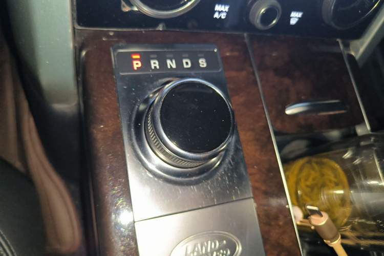 Used Land Rover Range 2020 3.0 L6 Long-Wheelbase Legacy Gear Lever