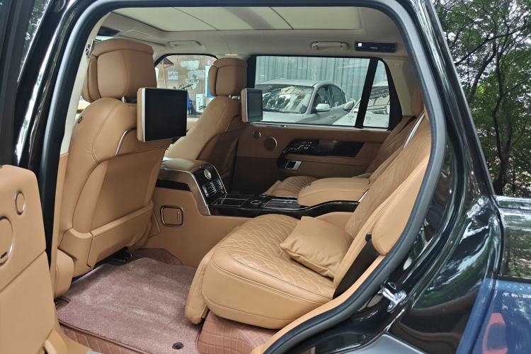 Used Land Rover Range 2020 5.0 SC V8 SVA Summit Edition Extended Version Left Rear Seat