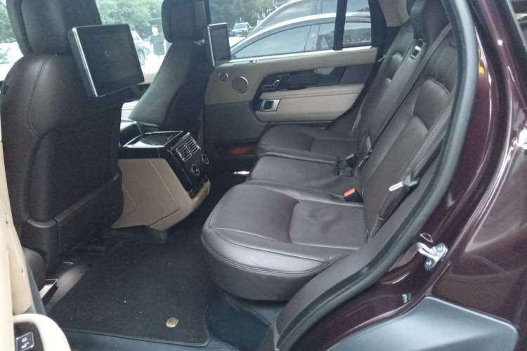 Used Land Rover Range 2020 3.0 L6 Long-Wheelbase Legacy Left Rear Seat