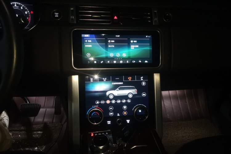 Used Land Rover Range 2020 3.0 L6 Grand Edition Audio And AC Panel
