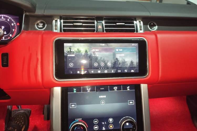 Used Land Rover Range 2020 3.0 L6 Grand Edition Audio And AC Panel