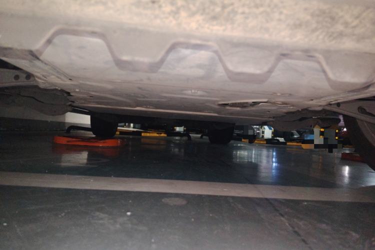 Used Land Rover Range 2020 3.0 L6 Long-Wheelbase Legacy Chassis Front