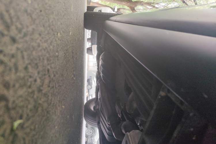 Used Land Rover Range 2020 3.0 L6 Legacy Edition Chassis Front Right