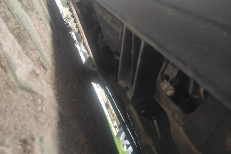 Used Land Rover Range 2020 3.0 L6 Prestige Extended-Length Version Chassis Rear Left