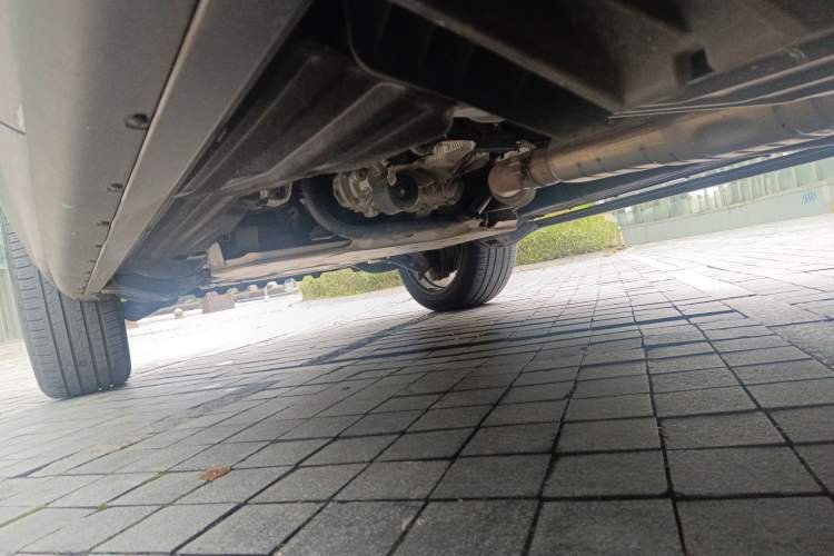 Used Land Rover Range 2020 3.0 L6 Grand Edition Chassis Rear Left