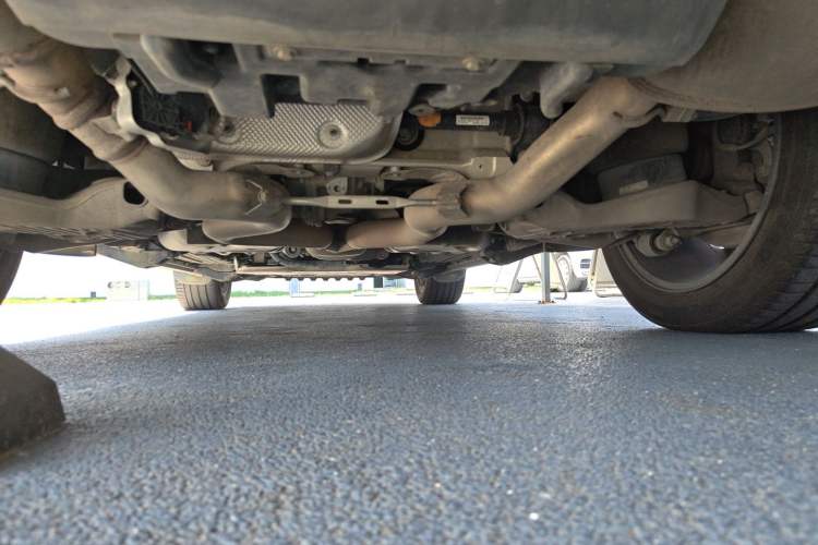 Used Land Rover Range 2020 3.0 L6 Long-Wheelbase Legacy Chassis Rear