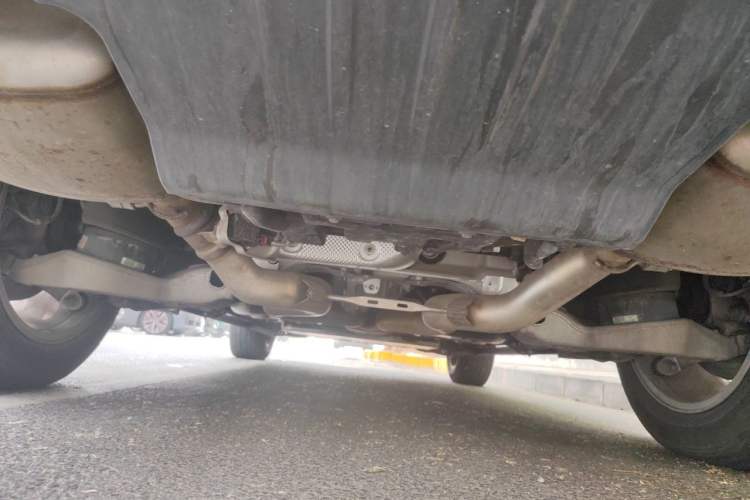 Used Land Rover Range 2020 3.0 L6 Legacy Edition Chassis Rear