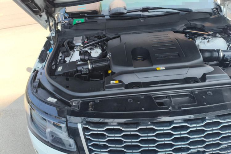 Used Land Rover Range 2020 3.0 L6 Long-Wheelbase Legacy Engine Bay Right
