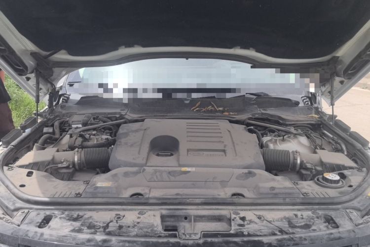 Used Land Rover Range 2020 3.0 L6 Legacy Edition Engine Bay