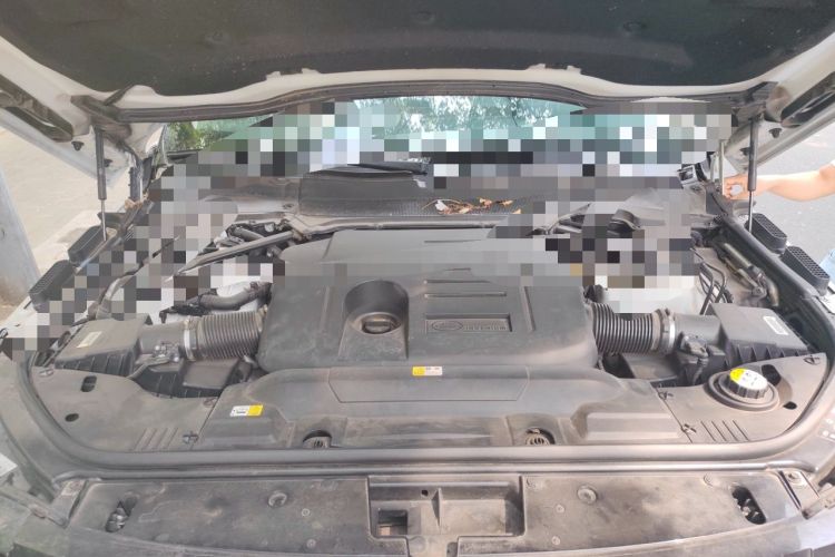 Used Land Rover Range 2020 3.0 L6 Legacy Edition Engine Bay
