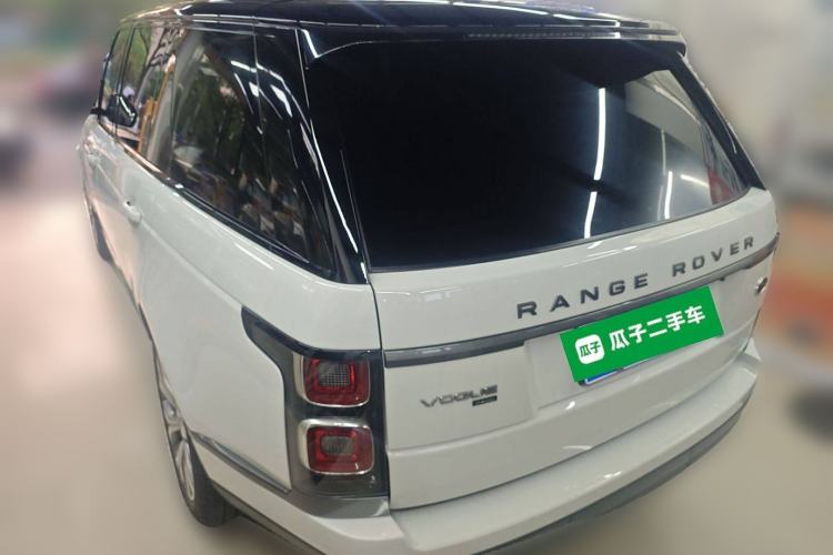 Used Land Rover Range 2020 3.0 L6 Long-Wheelbase Legacy Exterior 3