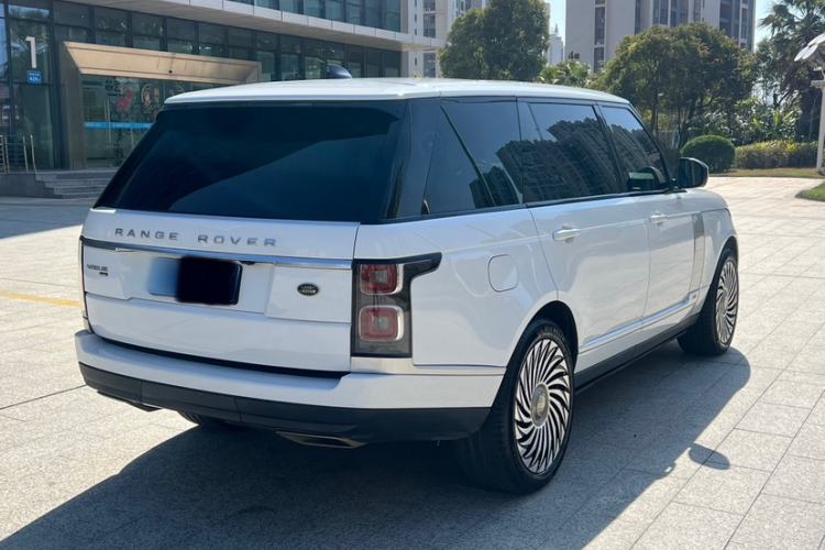 Used Land Rover Range 2020 3.0 L6 Long-Wheelbase Legacy Exterior 4