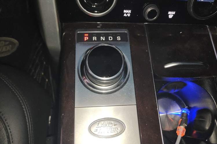Used Land Rover Range 2020 3.0 L6 Long-Wheelbase Legacy Gear Lever