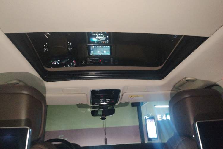 Used Land Rover Range 2020 3.0 L6 Long-Wheelbase Legacy Headliner