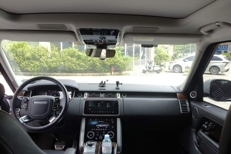 Used Land Rover Range 2020 3.0 L6 Long-Wheelbase Legacy Headliner