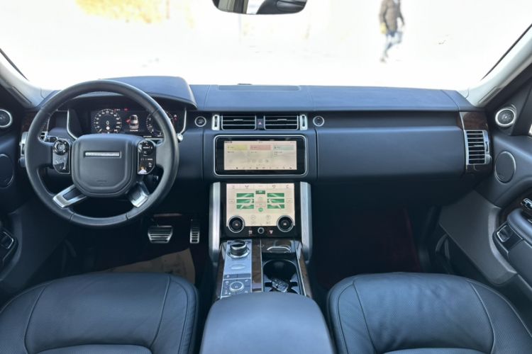 Used Land Rover Range 2020 3.0 L6 Long-Wheelbase Legacy Interior 1