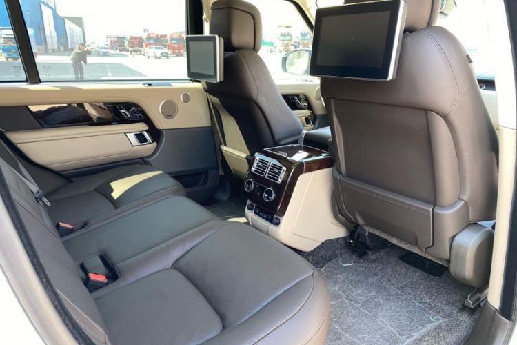 Used Land Rover Range 2020 3.0 L6 Long-Wheelbase Legacy Interior 7