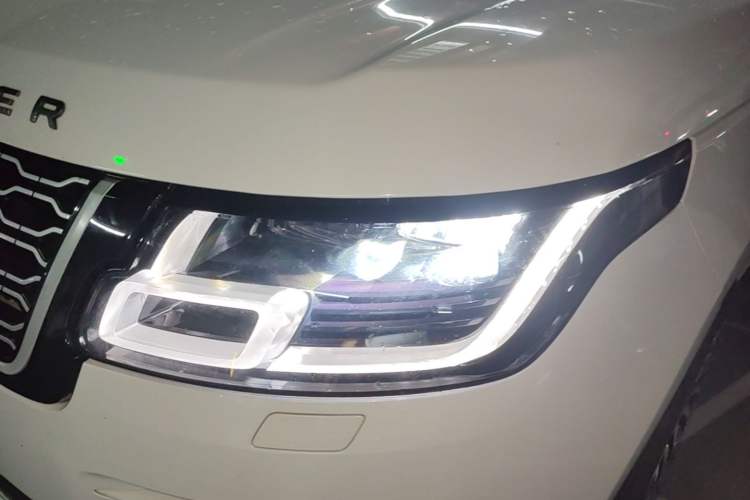 Used Land Rover Range 2020 3.0 L6 Grand Edition Left Front Headlight