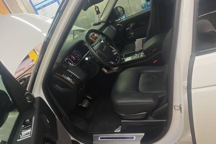 Used Land Rover Range 2020 3.0 L6 Long-Wheelbase Legacy Left Front Seat