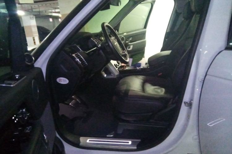 Used Land Rover Range 2020 3.0 L6 Long-Wheelbase Legacy Left Front Seat