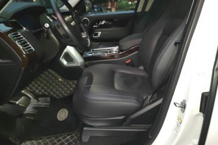 Used Land Rover Range 2020 3.0 L6 Long-Wheelbase Legacy Left Front Seat