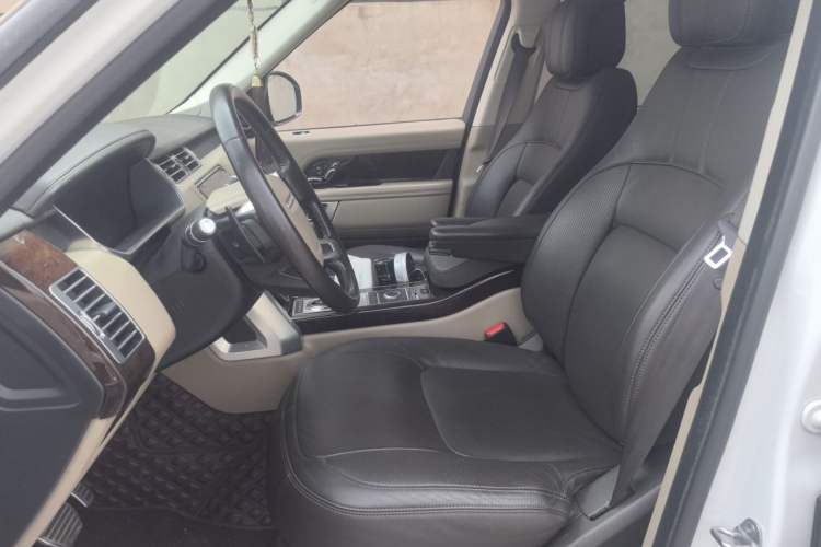 Used Land Rover Range 2020 3.0 L6 Legacy Edition Left Front Seat