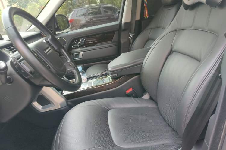 Used Land Rover Range 2020 3.0 L6 Long-Wheelbase Legacy Left Front Seat