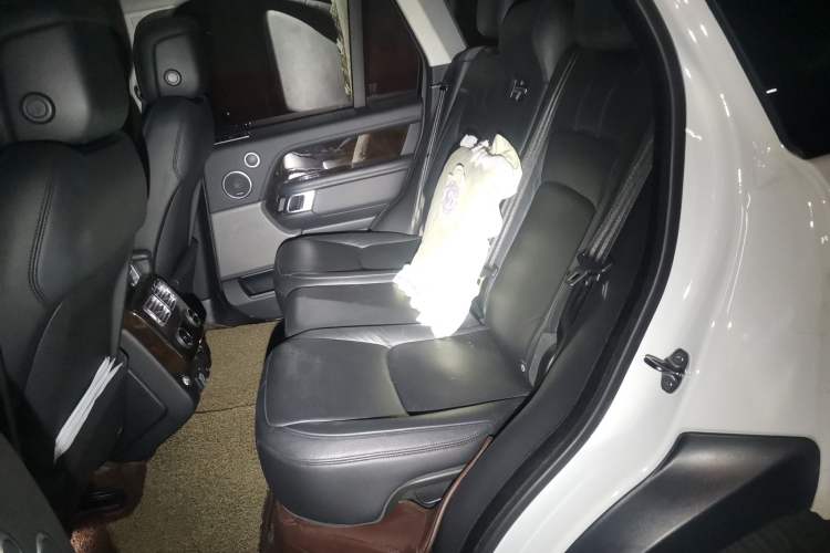 Used Land Rover Range 2020 3.0 L6 Grand Edition Left Rear Seat