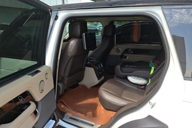 Used Land Rover Range 2020 3.0 L6 Long-Wheelbase Legacy Left Rear Seat