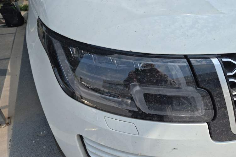Used Land Rover Range 2020 3.0 L6 Long-Wheelbase Legacy Right Front Headlight