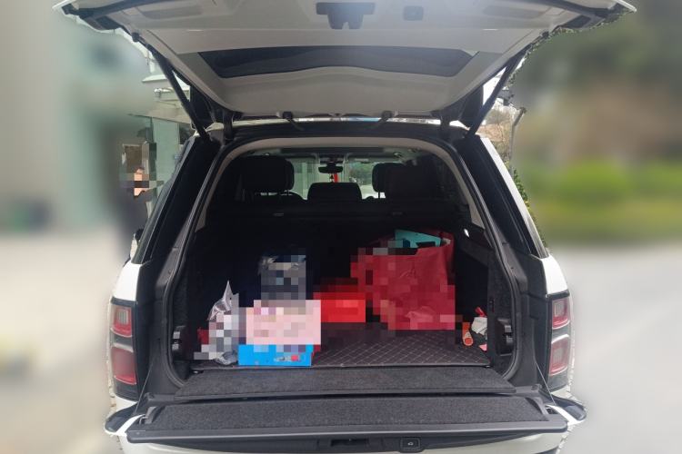 Used Land Rover Range 2020 3.0 L6 Grand Edition Trunk