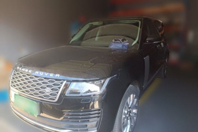Used Land Rover Range 2021 3.0 L6 Century Extended Classic Edition