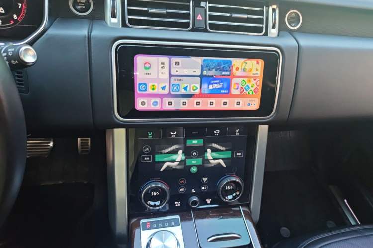 Used Land Rover Range 2021 3.0 L6 Century Extended Classic Edition Audio And AC Panel